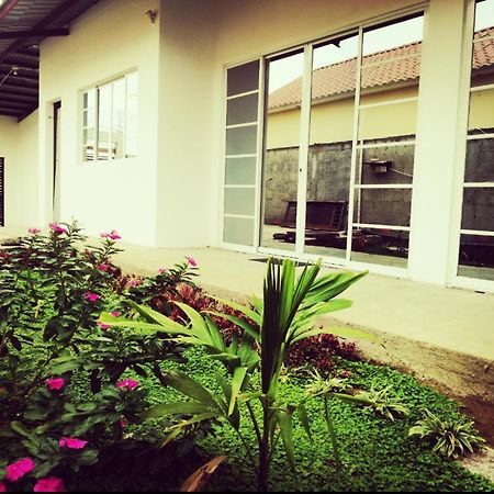 Monte Líbano Suites Puerto López Exterior foto