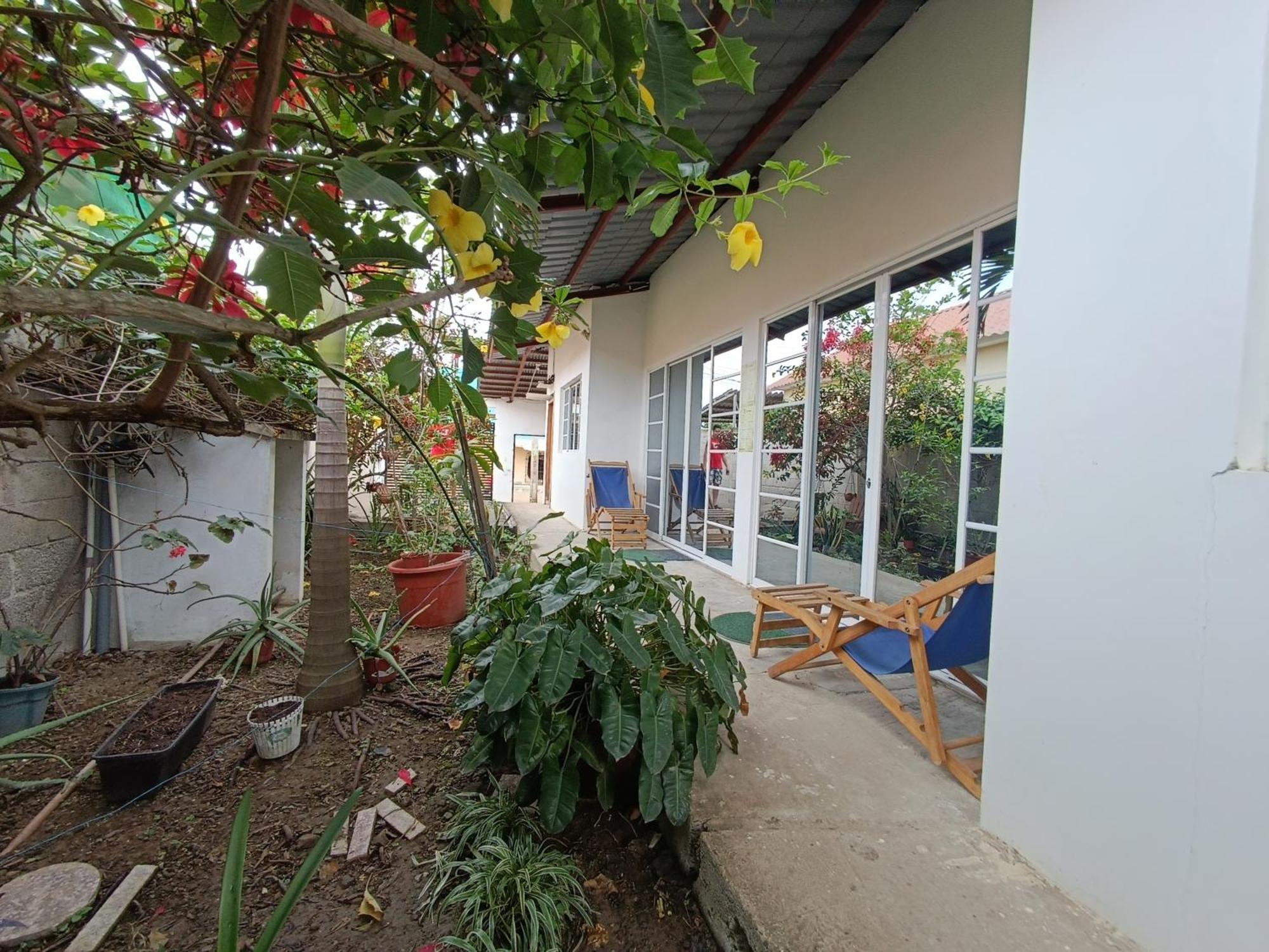 Monte Líbano Suites Puerto López Exterior foto